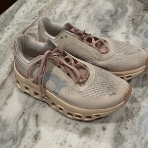 On Running Women's Cloudstratus Athletic Shoes - Blush/Pink